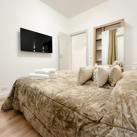 Colosseum Luxury Guest House โรม ภายนอก รูปภาพ